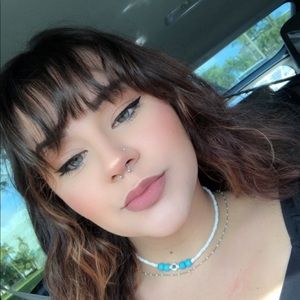 Meet your Posher, Kenzi